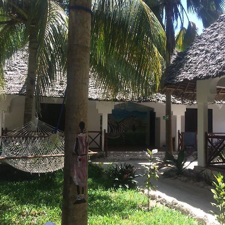 Kicheko Bungalows Nungwi Luaran gambar